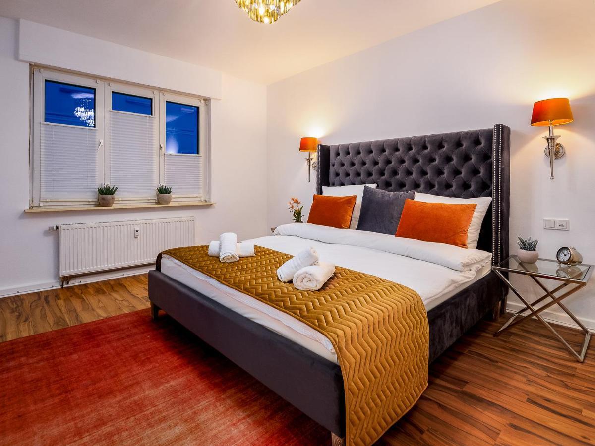 Gemuetliche & Individuelle Ferienwohnungen In Krefeld - Junik Apartments Экстерьер фото
