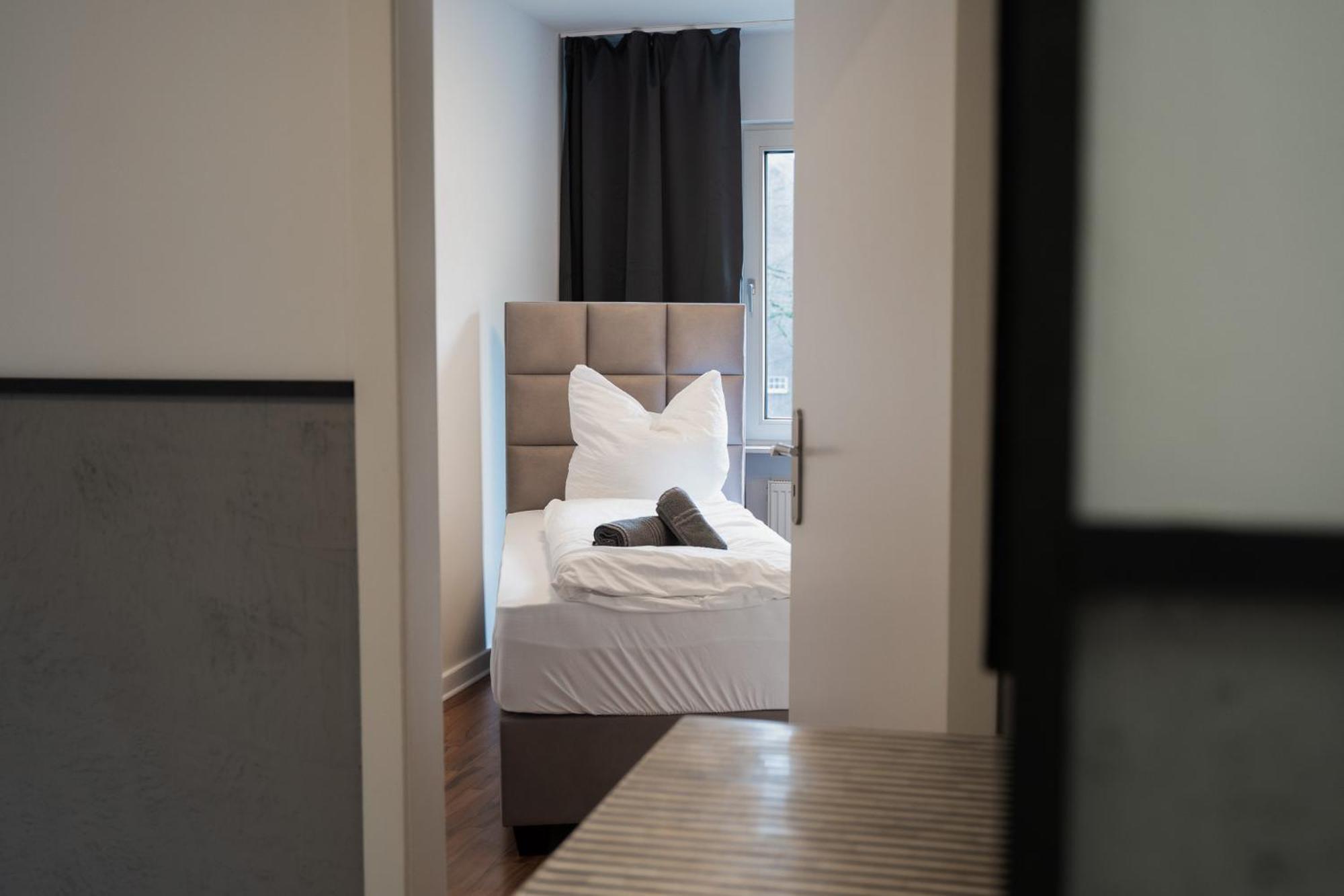 Gemuetliche & Individuelle Ferienwohnungen In Krefeld - Junik Apartments Экстерьер фото